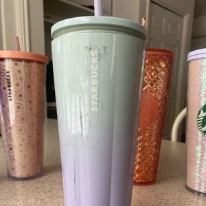 Starbucks cup!